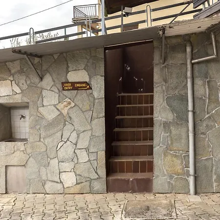 Valy - Relaxing Terrace & Near Apartman