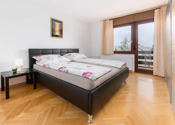 Valy - Relaxing Terrace & Near * Bled